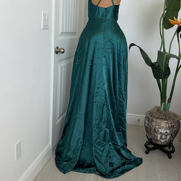 BRAND NEW MIA ODUO WEDDING DRESS - Picture 3 of 3